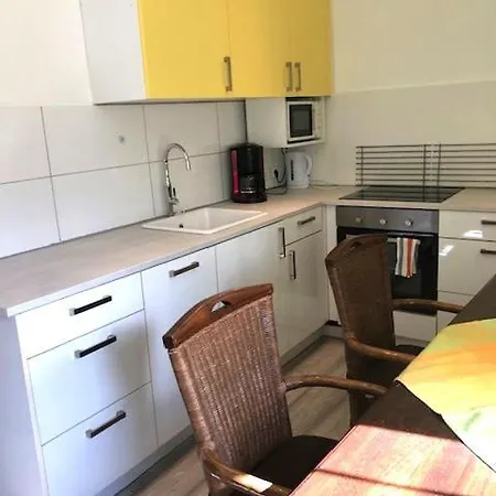 דירה Grosses Monteurhaus Zur Alleinigen Nutzung In - Maximal 6 Personen - 4 Schlafzimmer *