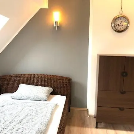 Grosses Monteurhaus Zur Alleinigen Nutzung In - Maximal 6 Personen - 4 Schlafzimmer דירה