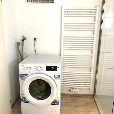Grosses Monteurhaus Zur Alleinigen Nutzung In - Maximal 6 Personen - 4 Schlafzimmer * דיסבורג