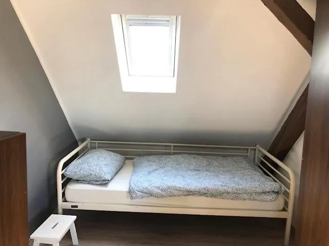 Grosses Monteurhaus Zur Alleinigen Nutzung In Duisburg - Maximal 6 Personen - 4 Schlafzimmer *