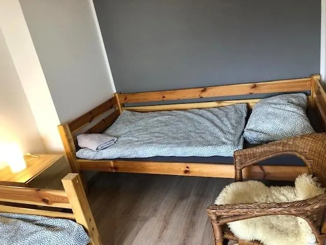 Grosses Monteurhaus Zur Alleinigen Nutzung In Duisburg - Maximal 6 Personen - 4 Schlafzimmer Duisburgo